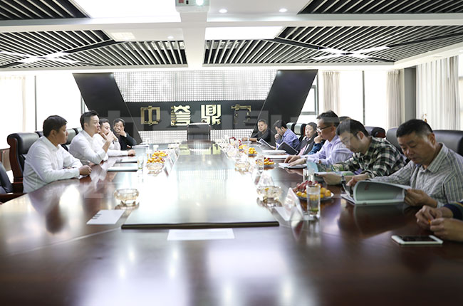 ������Ͷ���F�I������