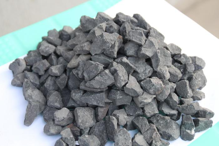 人工砂巖中針片狀含量的與試驗