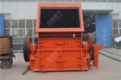 水泥廠石灰石破碎機(jī)設(shè)備