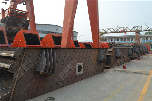 河南哪個廠家的振動篩好?河南中譽鼎力振動篩怎么樣?