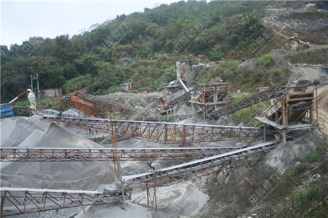 湖南省時產50噸石灰石制沙生產線
