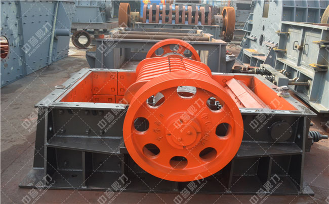 錘式碎石機(jī)_錘擊式碎石機(jī)_錘破碎石機(jī)軸承發(fā)熱的原因(一)