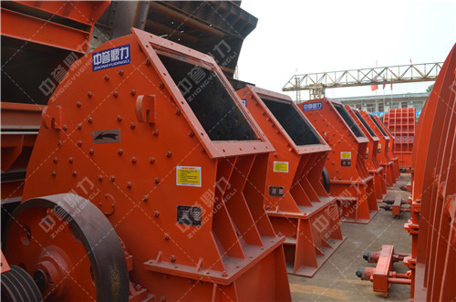 不可逆式錘式破碎機的結構特點