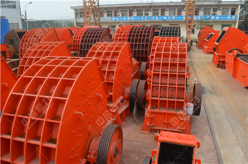 不可逆式錘式破碎機的結構特點