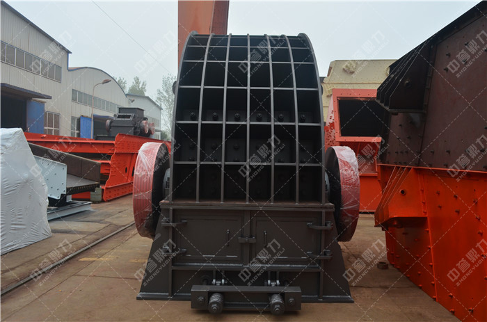 PCZ1308重型錘式破碎機