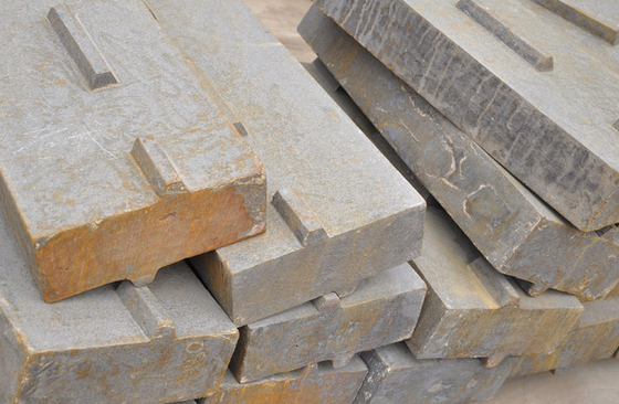 反擊式破碎機板錘容易出現(xiàn)的兩個問題?