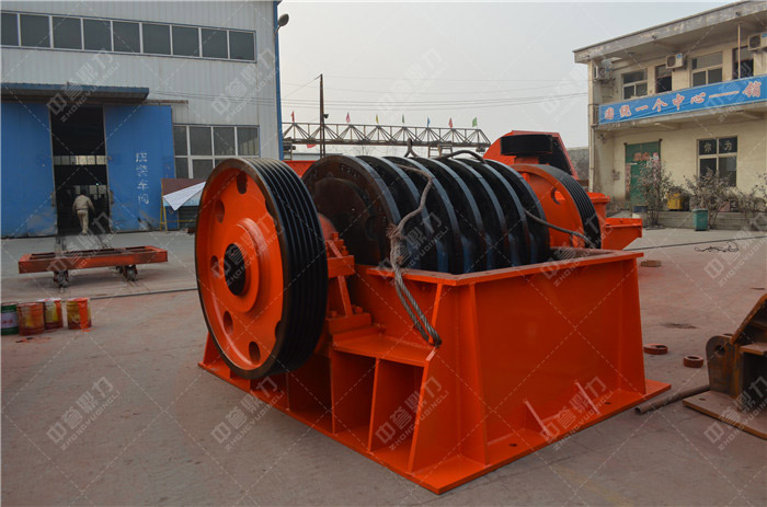 錘式破碎機(jī)的轉(zhuǎn)子為什么要進(jìn)行平衡試驗(yàn)?