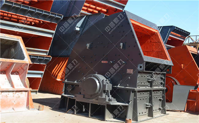 反擊式破碎機(jī)