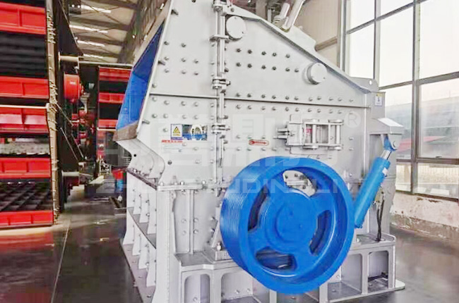 反擊式破碎機(jī)/反擊破/反擊破型號(hào)/石灰破碎機(jī)現(xiàn)場(chǎng)圖片-3